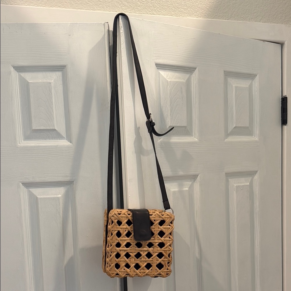 Stylish Tan and Black Woven Crossbody Bag